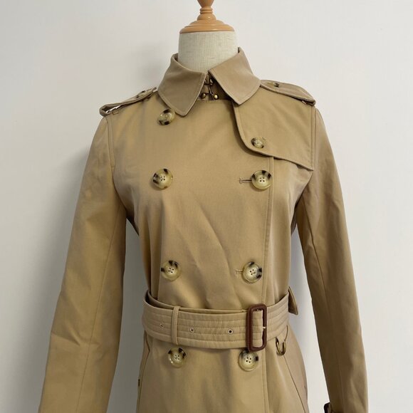 Burberry Mid-length Chelsea Heritage Trench Coat - Picture 6 of 16
